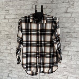 LOFT Women's Plaid Button-Down Shirt in Black, White, and Tan